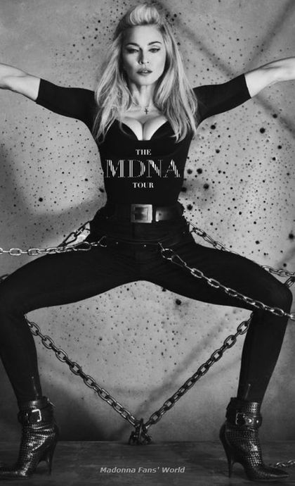http://a35.idata.over-blog.com/420x690/1/52/29/59/GALLERY/Madonna_2012_MDNA_Tour/Madonna_The_MDNA_Tour_1.jpg